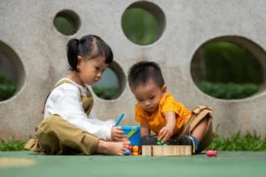 Anak-anak sedang bermain